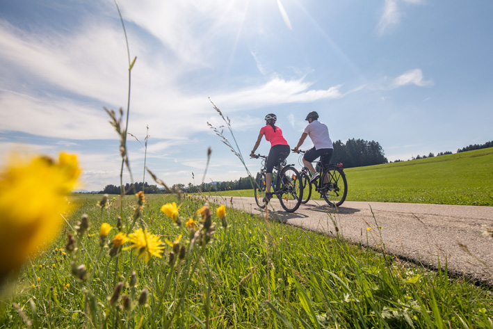 Radeln auf der Käsestraße ®Westallgäu Tourismus/Frederik.Sams