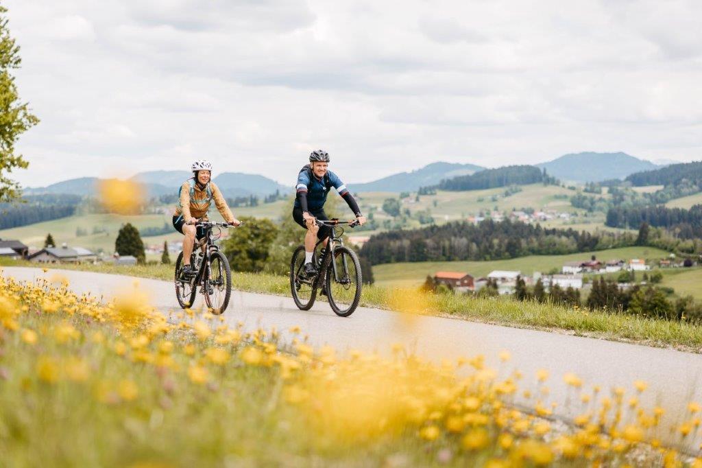Radeln auf der Käsestraße ®Westallgäu Tourismus/F. Sams